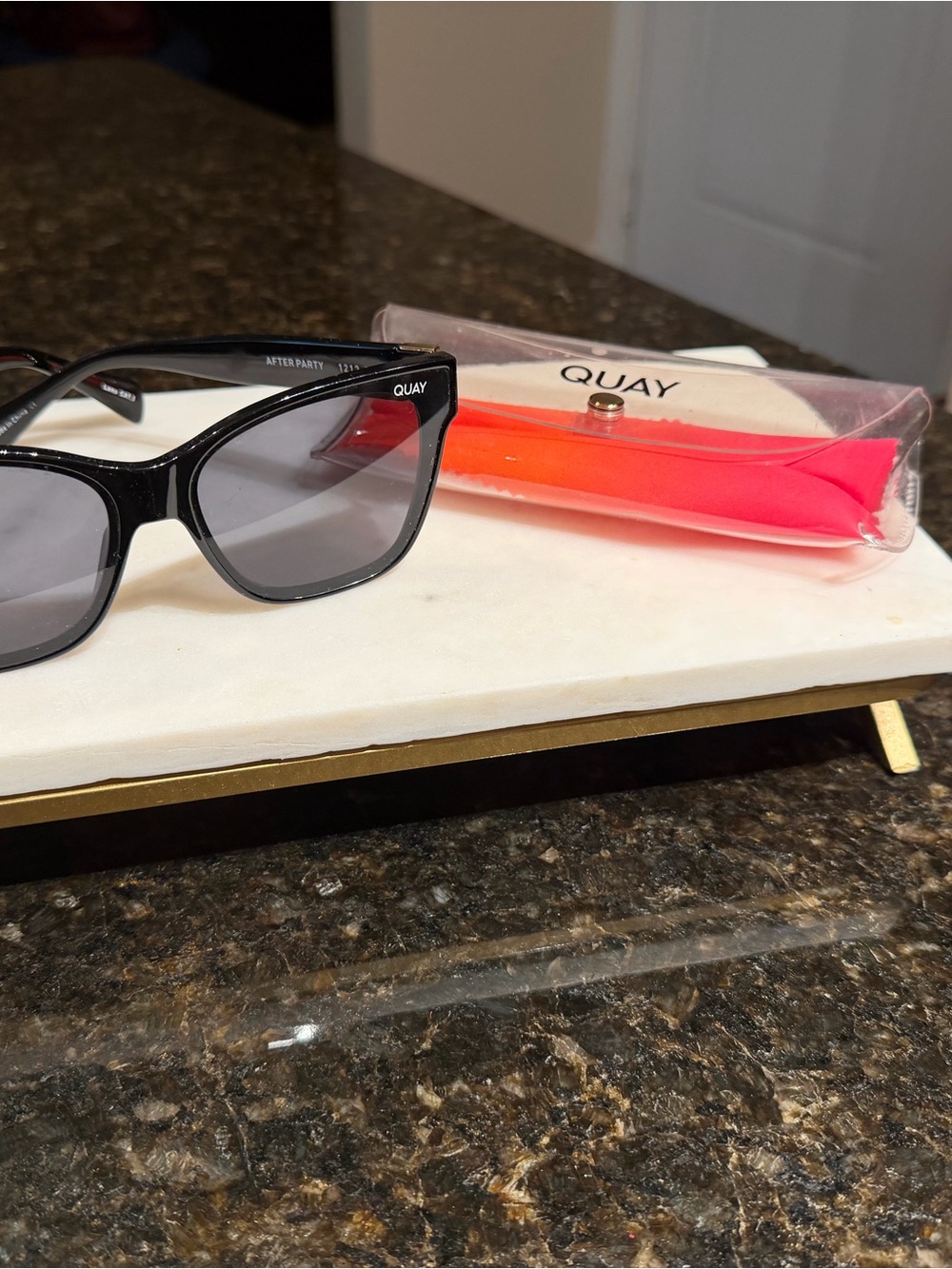 Quay Australia Black Sunglasses with Pink-Orange Pouch